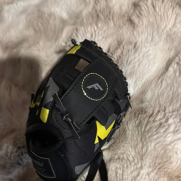 Franklin Black and Yellow Digitek Baseball Glove - Picture 2 of 6